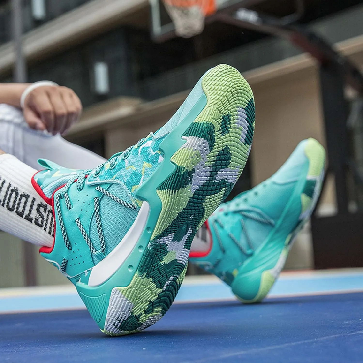 Basketball Shoes Men Summer New Professional Combat Sneakers Men's Shoes Students Breathable high top Sneakers