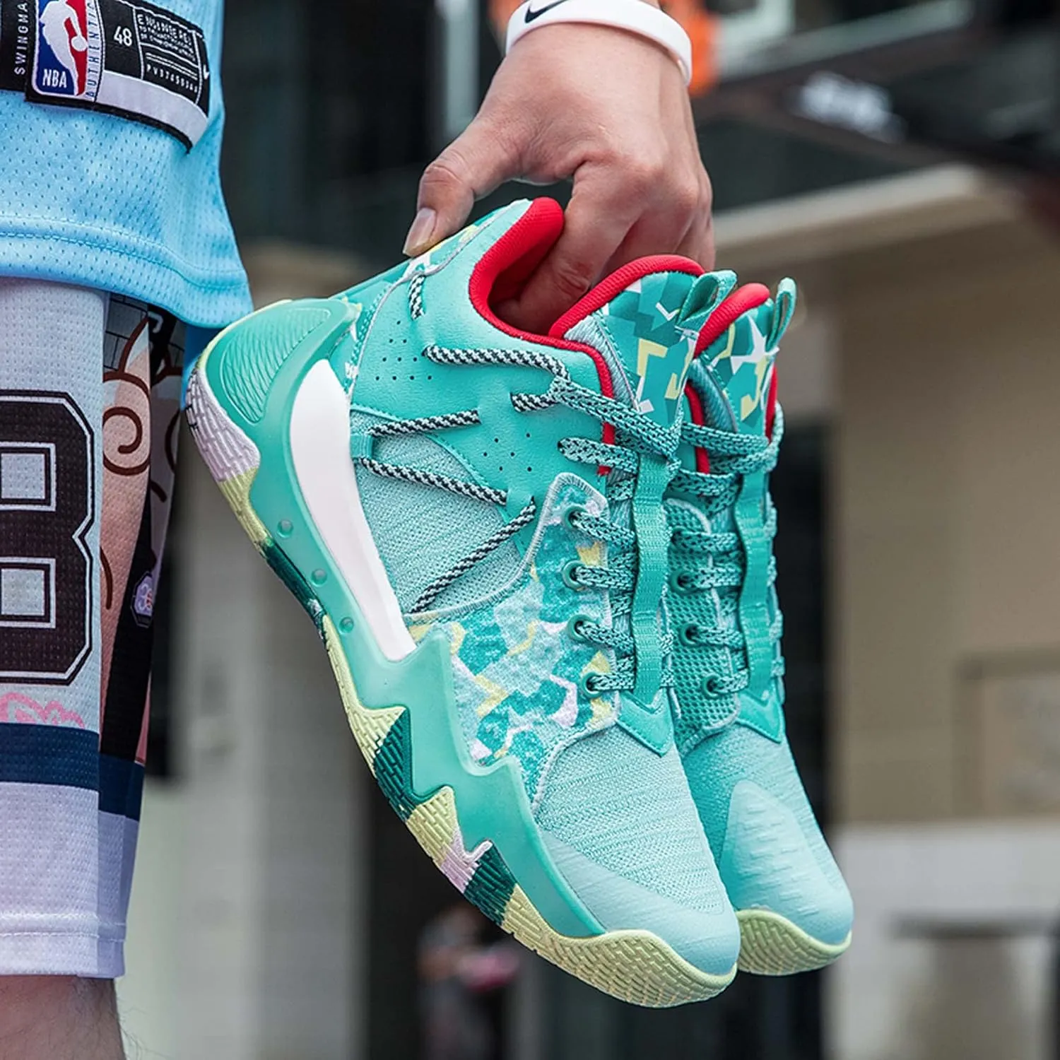 Basketball Shoes Men Summer New Professional Combat Sneakers Men's Shoes Students Breathable high top Sneakers
