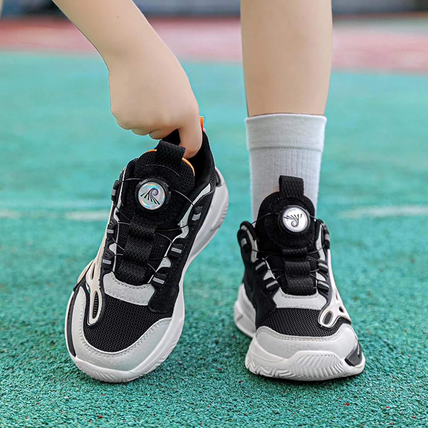 Children's Basketball Shoes - Boys Girls Fashion Sports Shoes - Breathable Anti-Slip Indoor Training Running Shoes Teenagers Outdoor Walking Sports Basketball Shoes