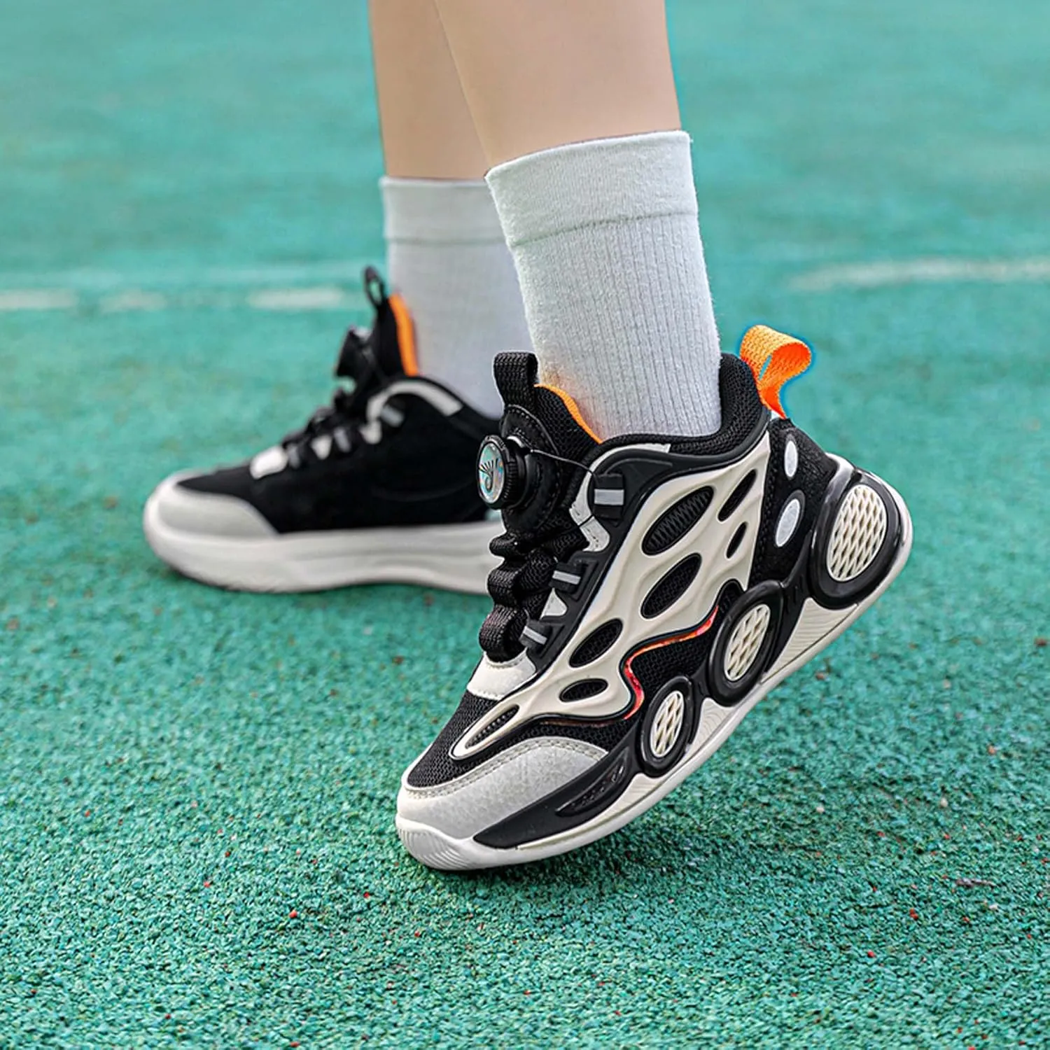 Children's Basketball Shoes - Boys Girls Fashion Sports Shoes - Breathable Anti-Slip Indoor Training Running Shoes Teenagers Outdoor Walking Sports Basketball Shoes