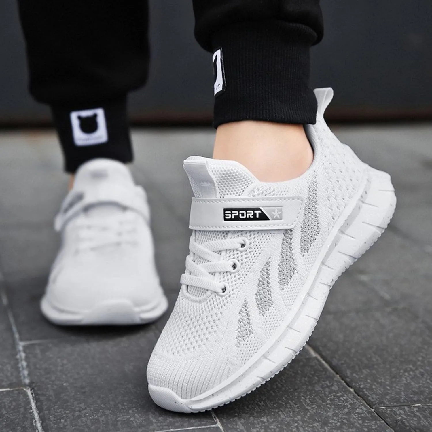 IWIHMIV Running Shoes for Boys Casual Kids Lightweight Breathable Running Sneakers Athletic Sport Tennis Walking Shoes