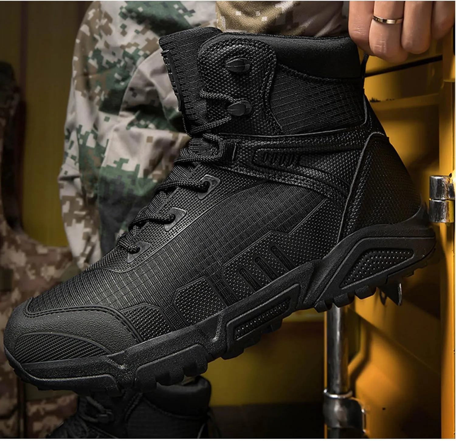 Men's Lightweight Hiking Boots Hunting Boots Work Boots Military Tactical Boots Motorcycle Combat Boots