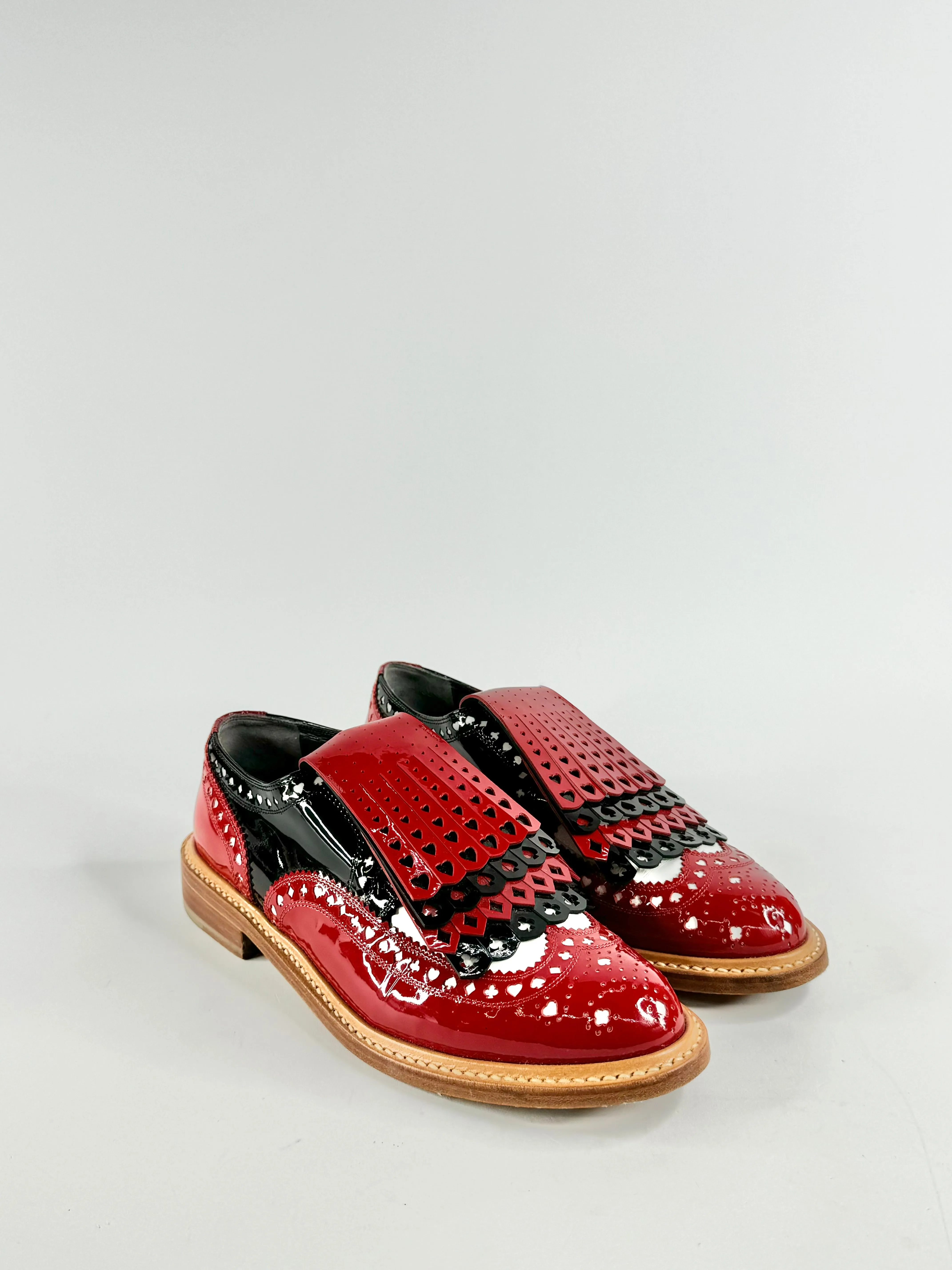 Robert Clergerie Disney Card Suits Cut Out Fringed Red Black Brogues - EU38