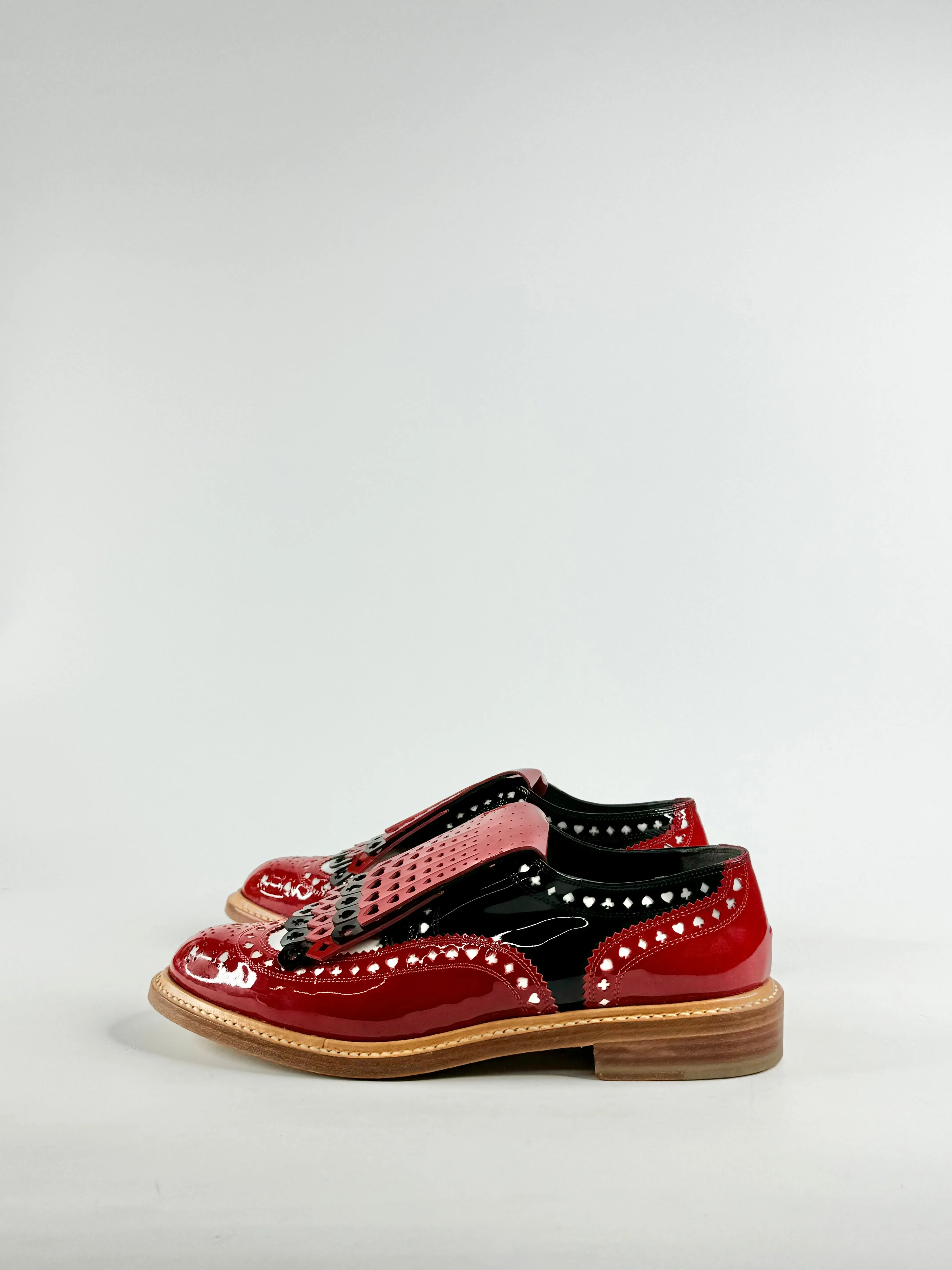 Robert Clergerie Disney Card Suits Cut Out Fringed Red Black Brogues - EU38